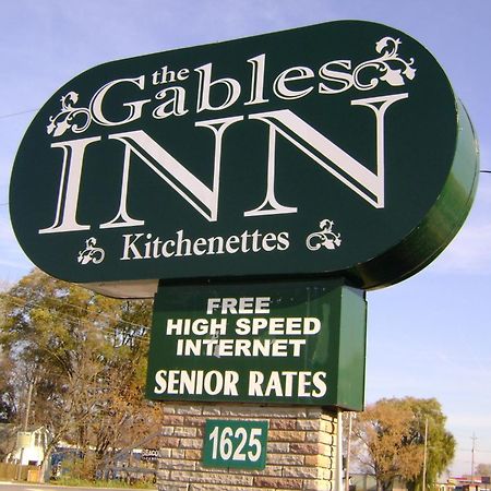 The Gables Inn Sarnia Extérieur photo